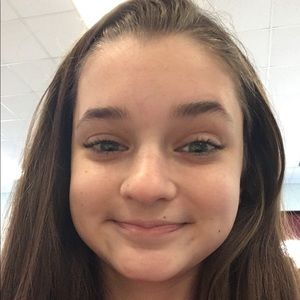 Meet your Posher, Laci